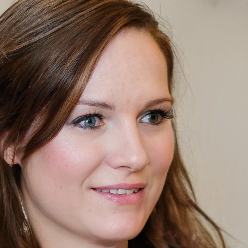 Nadia Bjornsdottir, Senior Training Consultant